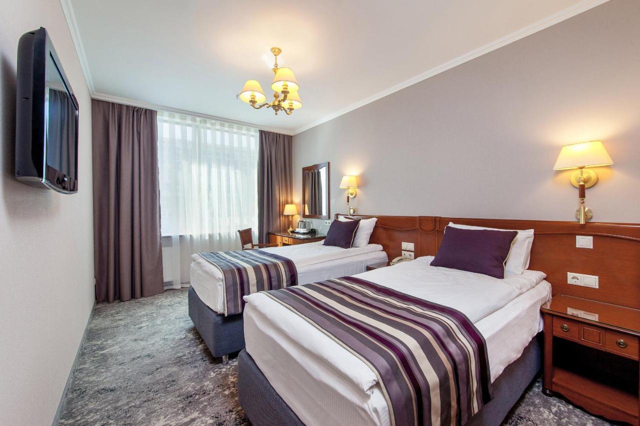 Crowne Plaza Krasnodar - Centre, An Ihg Hotel Екстер'єр фото